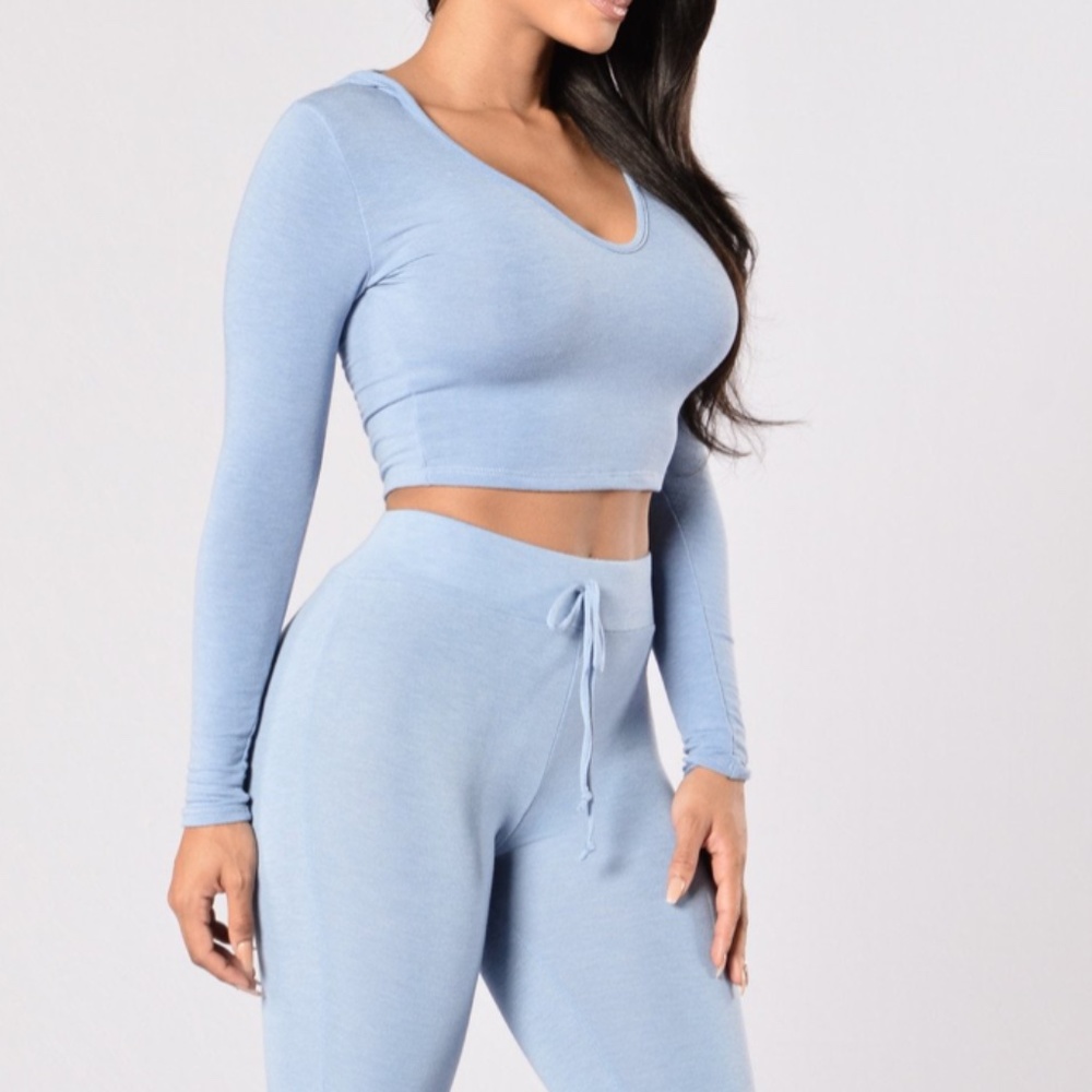 Cropped Hoodie - Picture 2 of 3